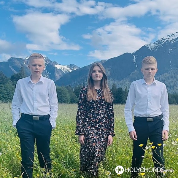 Kukhotski trio - Нет счастья на свете без Бога